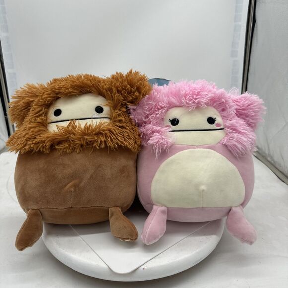 2022 Kellytoy Squishmallow Brina & Benny Duo Bigfoot 8 “ Brown & Pink Plus NWT - Picture 1 of 7